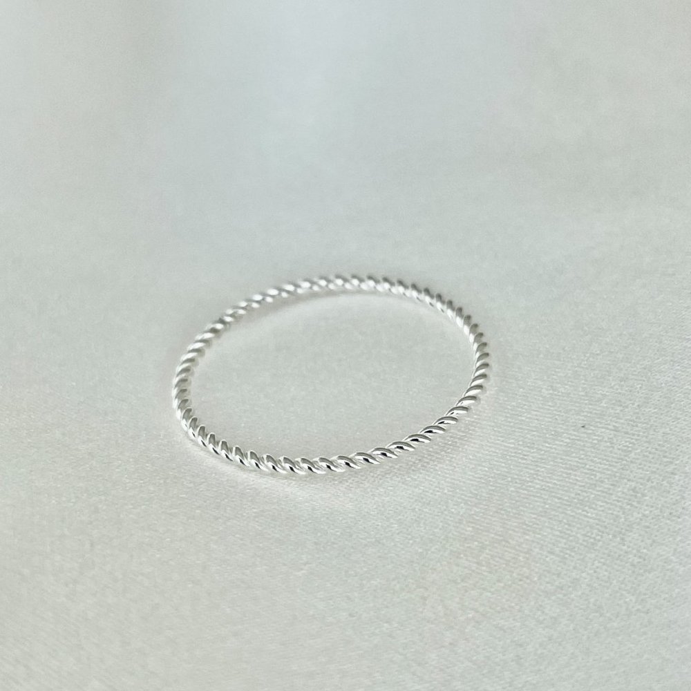 NWT Brooke Rope Ring // Sterling Silver (Size 5)